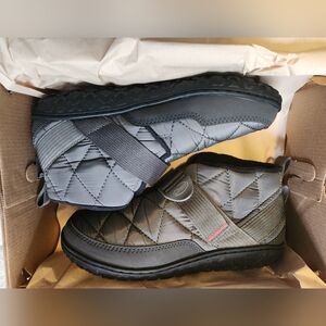 Womens Chaco Ramble Puff Clog size 7.5